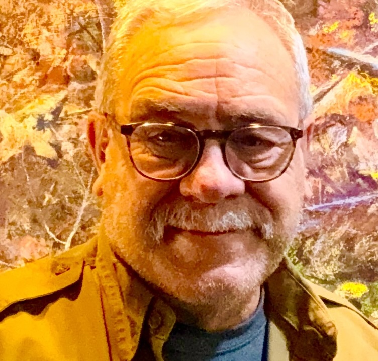 HEADSHOT_Tom Christopher Tom Christopher